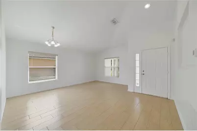2743 Eagle Canyon Drive S, Kissimmee, FL 34746 - Photo 7