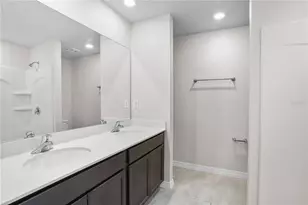 127 Tulip Ln, Kissimmee, FL 34759 - Photo 21