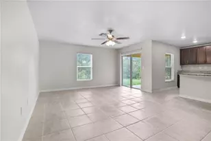 127 Tulip Ln, Kissimmee, FL 34759 - Photo 9