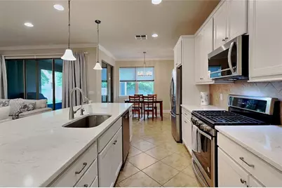 10713 Berry Creek Road, Orlando, FL 32836 - Photo 7