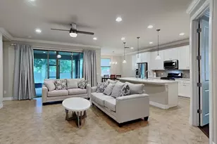 10713 BERRY Crk Rd, Orlando, FL 32836 - Photo 5