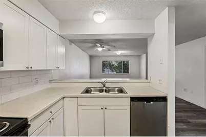 904 Sumter Street, Leesburg, FL 34748 - Photo 9