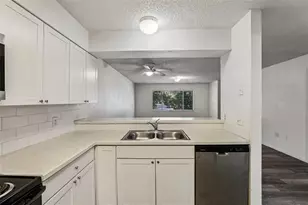 904 Sumter St, Leesburg, FL 34748 - Photo 9