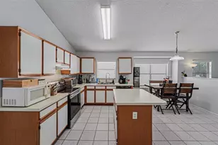 2736 Tolworth Ave, Orlando, FL 32837 - Photo 11