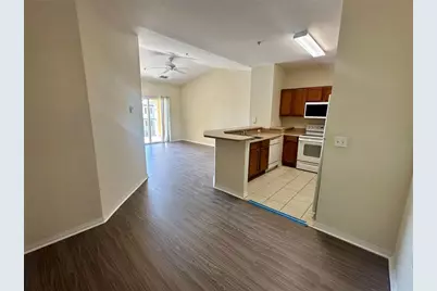 8124 Claire Ann Drive #305, Orlando, FL 32825 - Photo 3