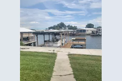 1403 Lakeview Drive, Tavares, FL 32778 - Photo 3