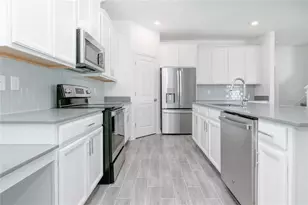 6346 Limberpine Aly, Saint Cloud, FL 34771 - Photo 13