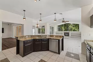 1230 Berkshire Ln, Tarpon Springs, FL 34688 - Photo 25