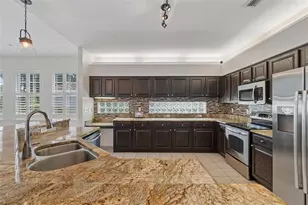 1230 Berkshire Ln, Tarpon Springs, FL 34688 - Photo 19