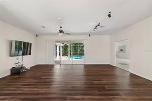1230 Berkshire Ln, Tarpon Springs, FL 34688 - Photo 13