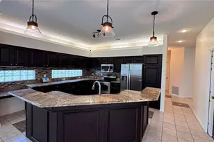1230 Berkshire Ln, Tarpon Springs, FL 34688 - Photo 11