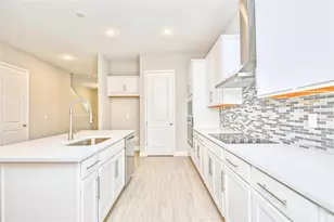 6427 Cyrils Dr, Saint Cloud, FL 34771 - Photo 11