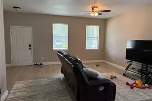 1751 Bonita Bluff Ct, Ruskin, FL 33570 - Photo 9