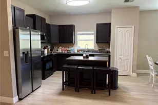 1751 Bonita Bluff Ct, Ruskin, FL 33570 - Photo 11