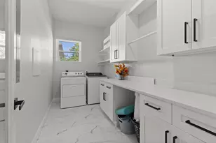 1924 Hill Dr, Apopka, FL 32703 - Photo 13