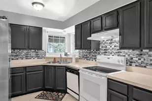 4155 Bergamont Ct, Kissimmee, FL 34746 - Photo 3