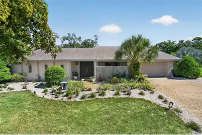 3935 Country View Lane, Sarasota, FL 34233 - Photo 3