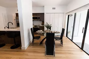 4704 Chevy Pl, Orlando, FL 32811 - Photo 9