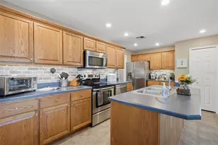 2213 Lange St, Kissimmee, FL 34744 - Photo 11