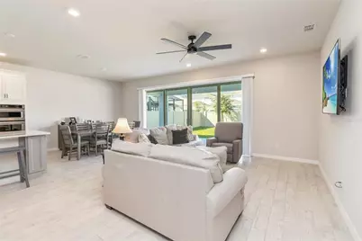 2710 Forestdale Street, Saint Cloud, FL 34771 - Photo 11