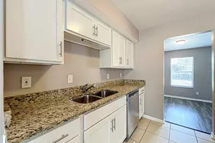 8426 Village Green Rd, Orlando, FL 32818 - Photo 21