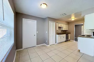 8426 Village Green Rd, Orlando, FL 32818 - Photo 17