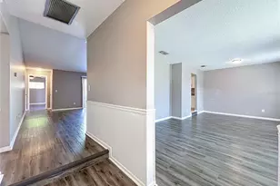 8426 Village Green Rd, Orlando, FL 32818 - Photo 7