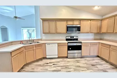337 Silver Palms Circle, Davenport, FL 33837 - Photo 11