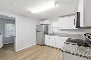 2550 10th Ave S, Saint Petersburg, FL 33712 - Photo 11