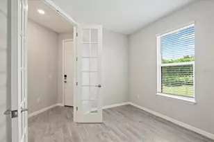 10141 Milky Way Cir, Sarasota, FL 34241 - Photo 9