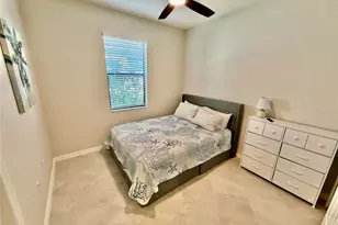 10852 Sun Drop St, Venice, FL 34293 - Photo 9