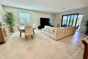10852 Sun Drop St, Venice, FL 34293 - Photo 7