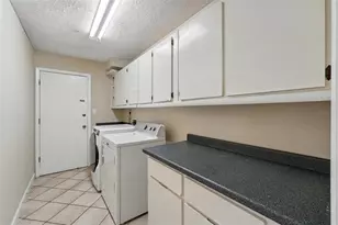 7925 Tumblestone Dr, Orlando, FL 32819 - Photo 33