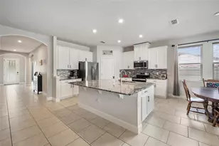 584 Seattle Slew Dr, Davenport, FL 33837 - Photo 3
