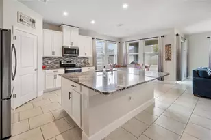 584 Seattle Slew Dr, Davenport, FL 33837 - Photo 5