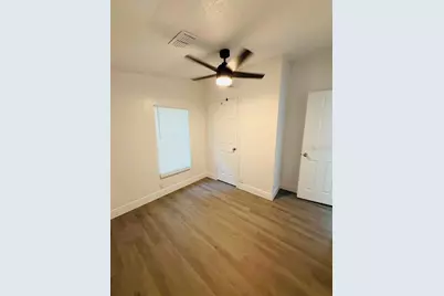 6734 Ravenwood Street, Zephyrhills, FL 33544 - Photo 23