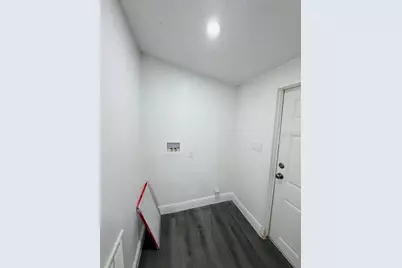6734 Ravenwood Street, Zephyrhills, FL 33544 - Photo 27