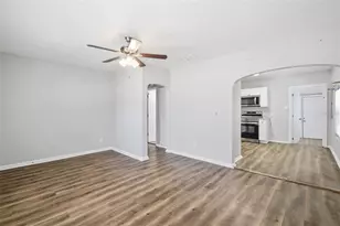 2610 Dr Martin Luther King Jr Street S, Saint Petersburg, FL 33705 - Photo 13