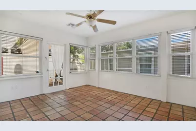 2 W Yale Street, Orlando, FL 32804 - Photo 19