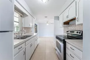 1754 Foxboro Dr, Orlando, FL 32812 - Photo 15