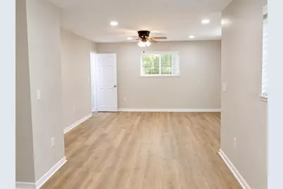 3058 Palmadelia Avenue, Sarasota, FL 34234 - Photo 5