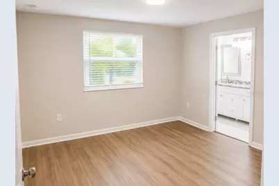 3058 Palmadelia Avenue, Sarasota, FL 34234 - Photo 7