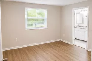 3058 Palmadelia Ave, Sarasota, FL 34234 - Photo 7