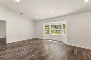 30543 Seaforth Dr, Sorrento, FL 32776 - Photo 5