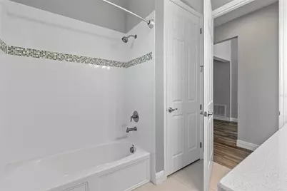 8113 Bridgeport Bay Circle, Mount Dora, FL 32757 - Photo 19