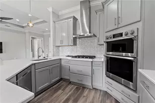 8113 Bridgeport Bay Cir, Mount Dora, FL 32757 - Photo 9