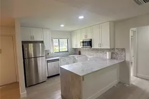 10719 Lazy Lake Dr, Orlando, FL 32821 - Photo 3