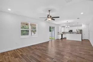 16420 Winding Preserve Cir, Clermont, FL 34714 - Photo 3