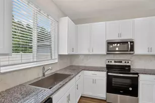 16420 Winding Preserve Cir, Clermont, FL 34714 - Photo 5