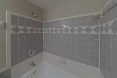 [Address not provided], Tampa, FL 33618 - Photo 9